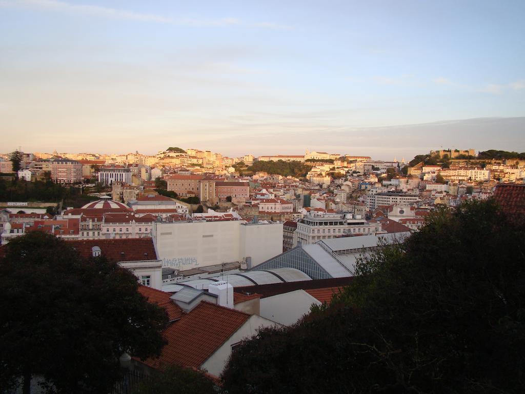 Appartamento Residentas Sao Pedro Lisbona Esterno foto